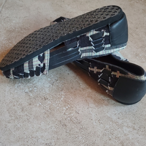 •Tom's alpargata huarache multi-woven slip-on•Women's size 6 US/36 EU - Picture 11 of 11